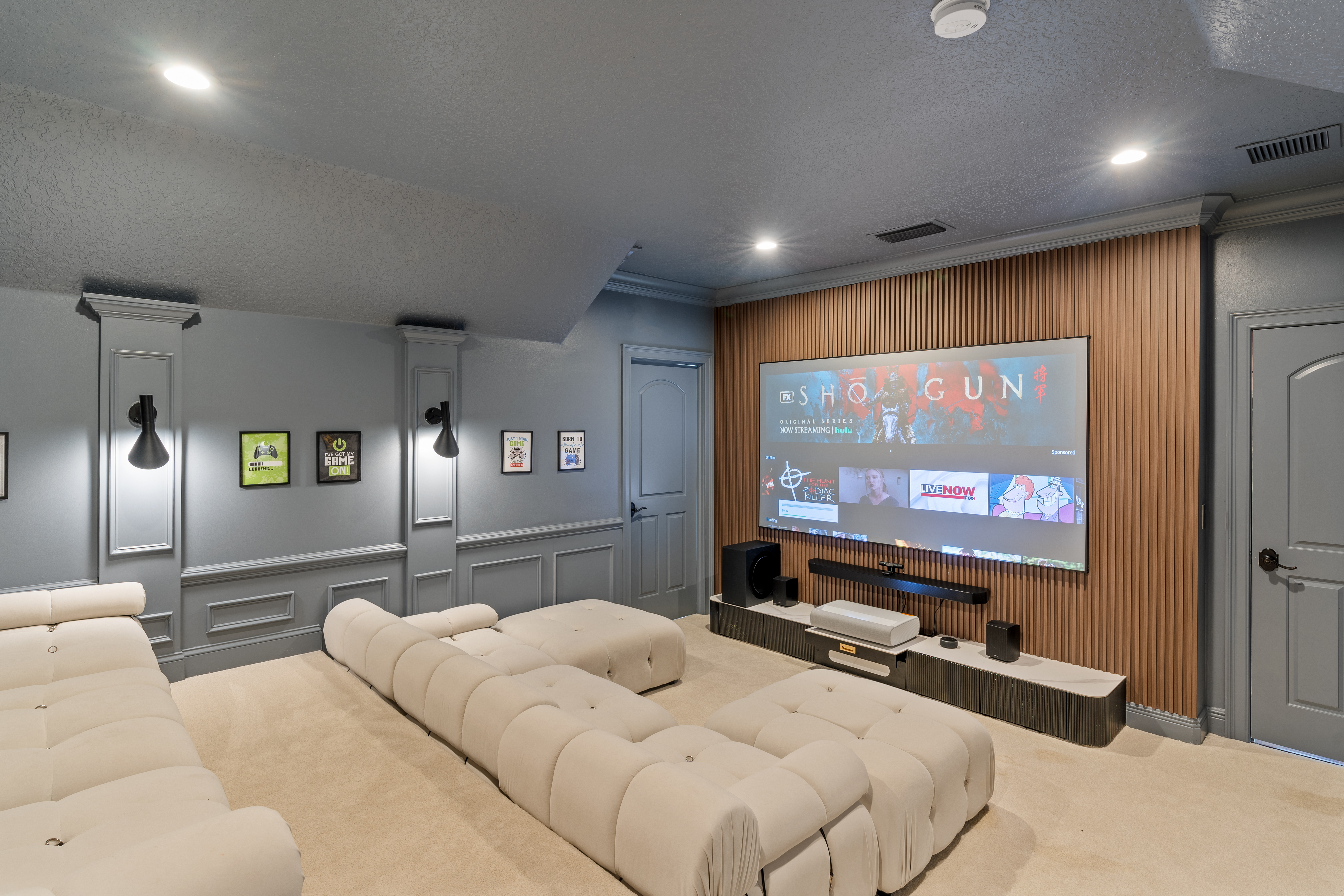 Sala cinema di Casa Chiara